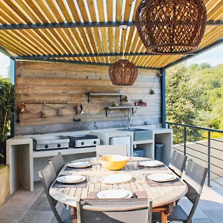 Mathilda Di Porto-vecchio * Леччи