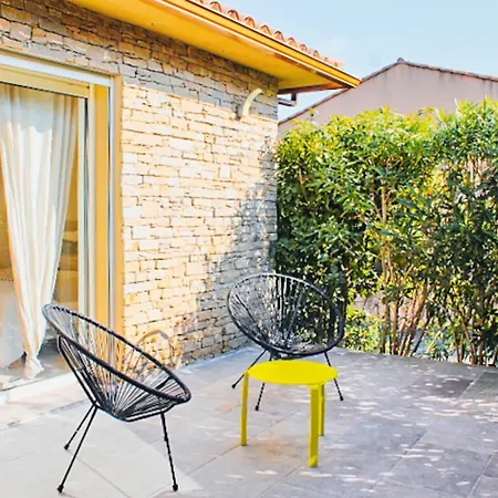 Mathilda Di Porto-vecchio Леччи