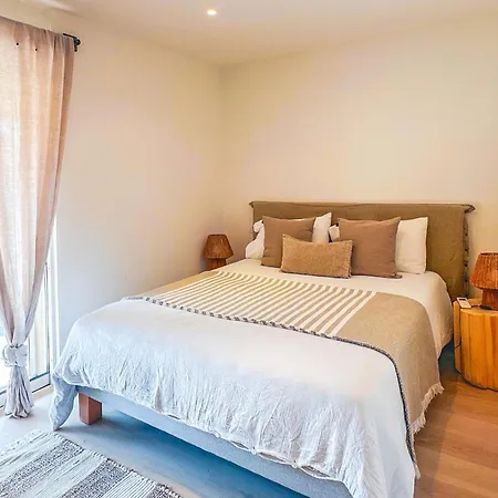 Mathilda Di Porto-vecchio * Леччи