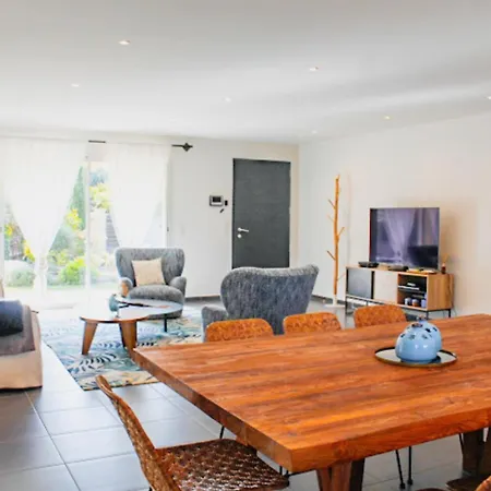 Mathilda Di Porto-vecchio Lecci