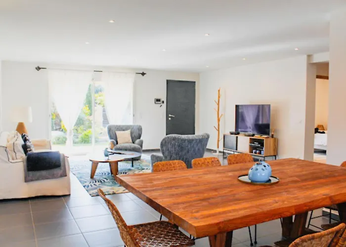 Mathilda Di Porto-vecchio Lecci