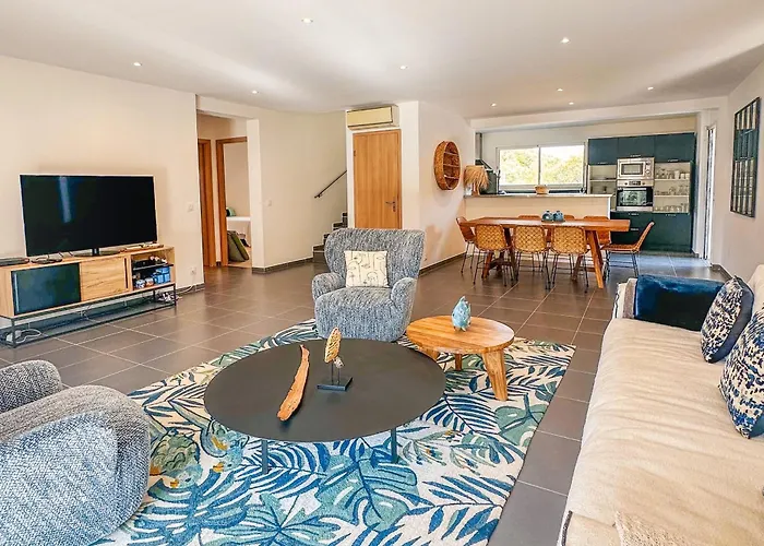 Mathilda Di Porto-vecchio Villa